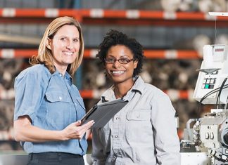 DELIBERAÇÕES DO 8 DE MARÇO UNIFICAM AS LUTAS COMERCIÁRIAS Fonte: https://www.altoastral.com.br/wp-content/uploads/2016/10/mulheres-trabalhadoras-istock-750x500.jpg