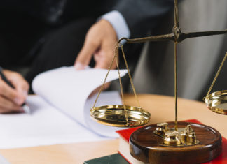 Consulta com Advogado (Gratuita)